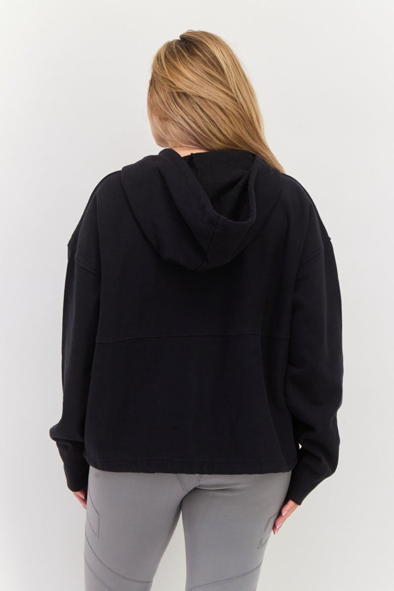 Champion سويت شيرت رياضي نسائي بأكمام طويلة، أسود - Image 4