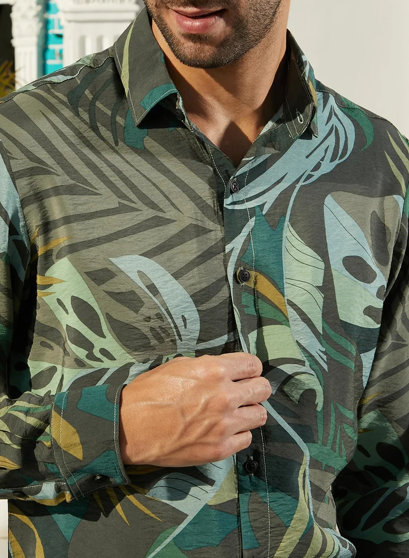 Campus Sutra Men's Jungle Green Palm Spring Shirt