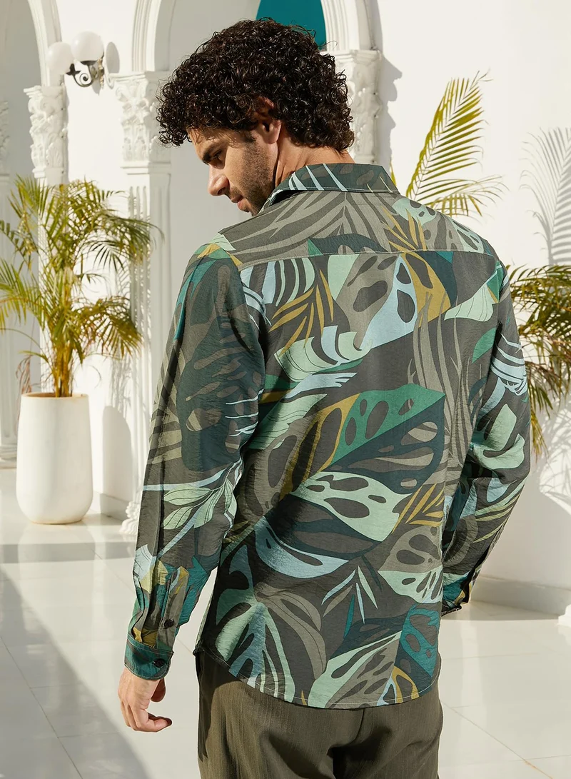 Campus Sutra Men's Jungle Green Palm Spring Shirt