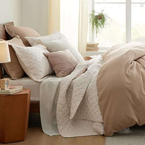 Bedsure Quilts King Size - Lightweight Bedspreads King Size with Basket Weave Pattern, Soft Quilt Bedding, Beige Comforter Coverlet for All Seasons (106" x 96") - Image 4