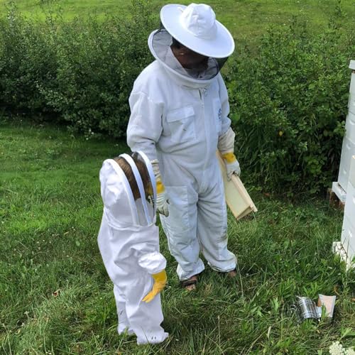 Luwint Kids Beekeeping Suits Ventilated Bee Beekeeper Suit with Gloves and Self Supporting Veil Hood for Children 47411 Height - Image 5
