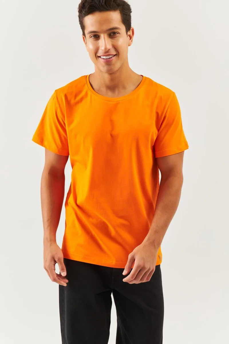 Butikgiz Orange Oversize ComfortableCotton Combed Crew Neck Short Sleeve Basic T-Shirt Trendy Collection