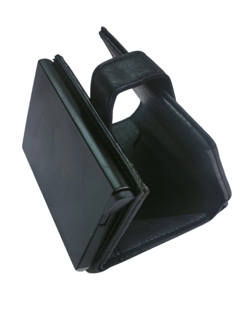 Horse Slim smart wallet with multiple card slots and a full cash compartment characterized by RFID protection. - Image 4