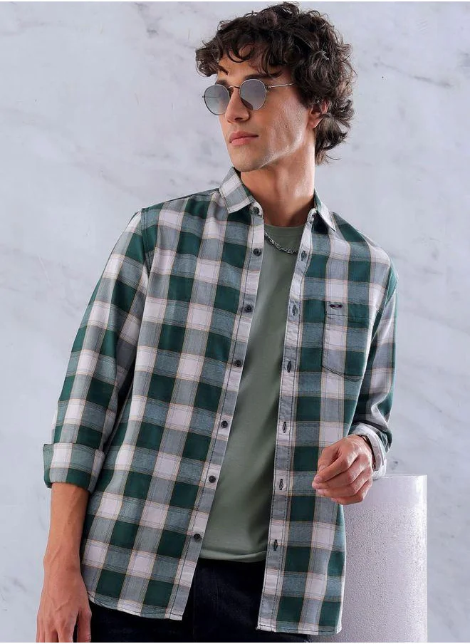 شركة المرآب الهندية Men Slim Fit Checkered Full Sleeves Cutaway Collar Casual Shirt