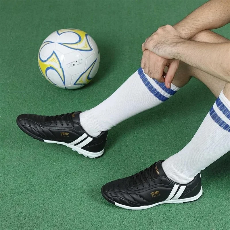 جامب 13258 Black Artificial Turf Football Shoes V5