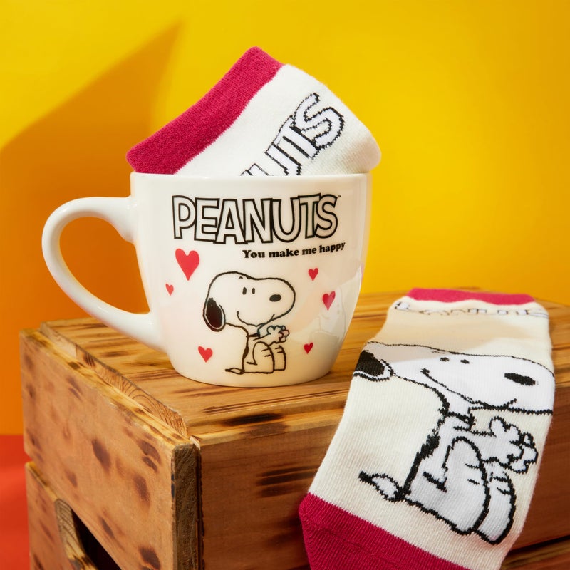 Get Trend Peanuts Snoopy Coffee Mug and Socks Set, 11.5 oz Ceramic Cup with Soft Crew Socks, Woodstock, Gifts for Women (Pink Snoopy) - Image 5