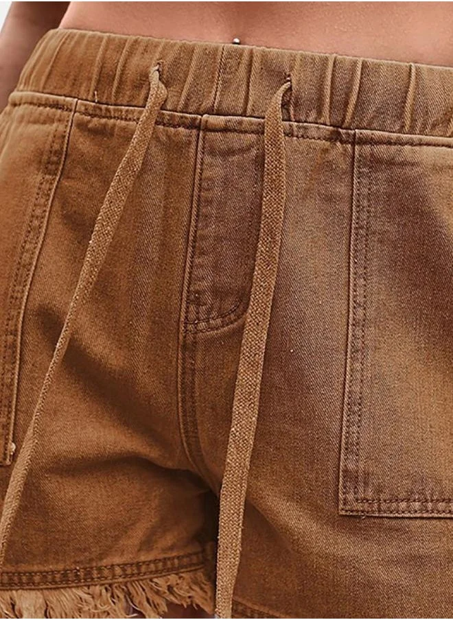 يونيكي Brown Solid Denim Shorts
