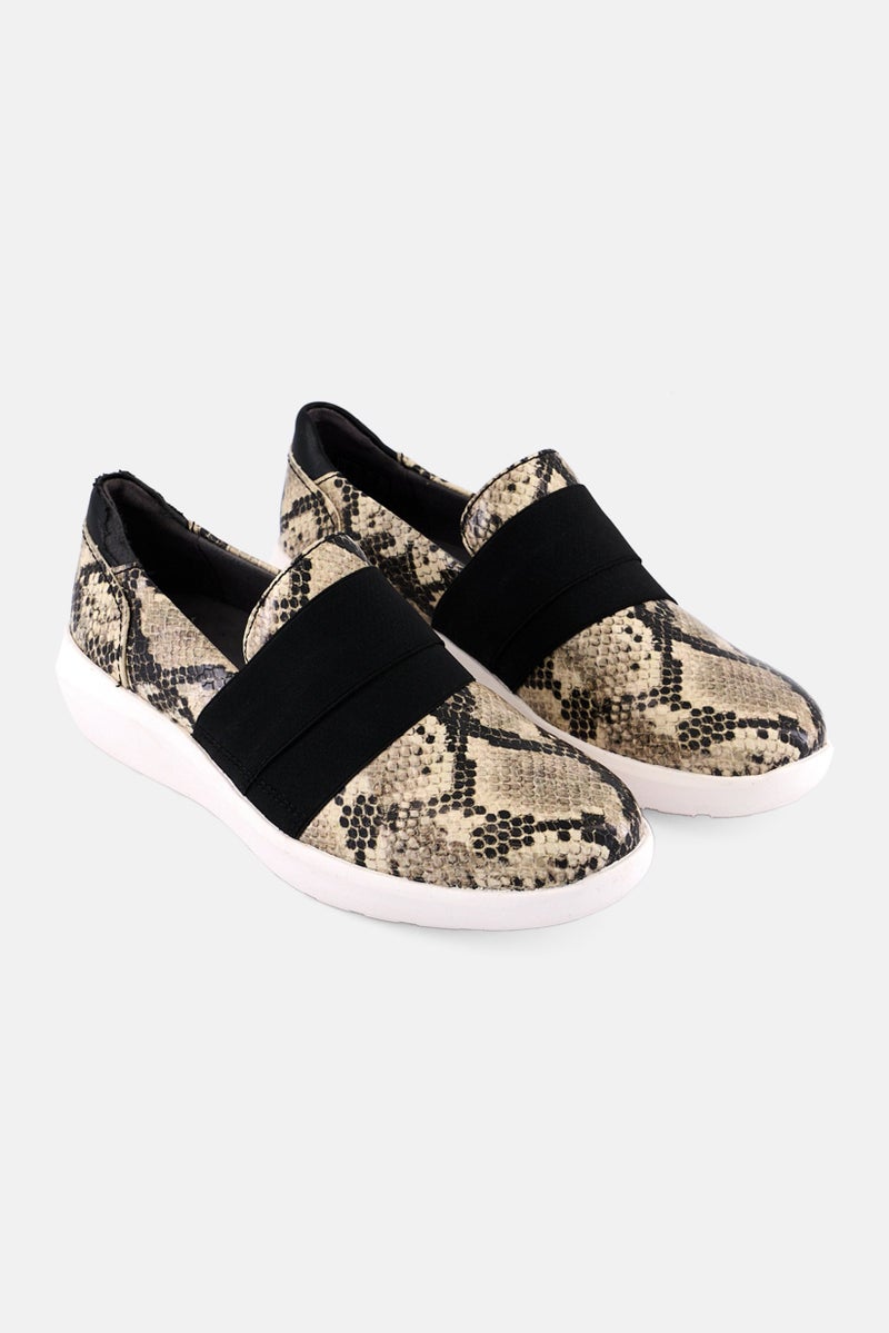 clarks Women Standard Kayleigh River Slip On Casual Shoes, Beige - Image 1