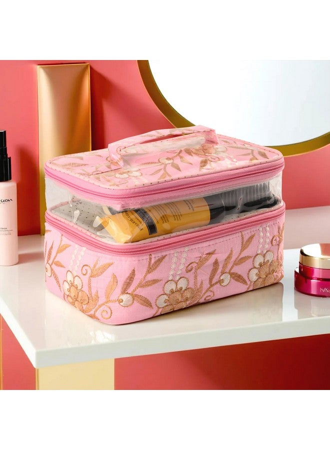هارتس منظم تخزين السفر | حقيبة مستحضرات التجميل ذات الطبقة المزدوجة بمقبض | طقم مجوهرات النافذة المرئية | حقيبة تخزين أدوات الزينة | حقيبة مكياج للسفر | تصميم التطريز | لون القرنفل - Image 1