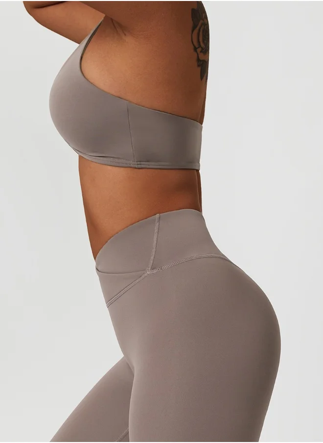 كون.يوغا KAWN YOGA Womens Open Back Sports Bra - Padded Low Impact Workout Yoga Bra with Removable Built in Bra