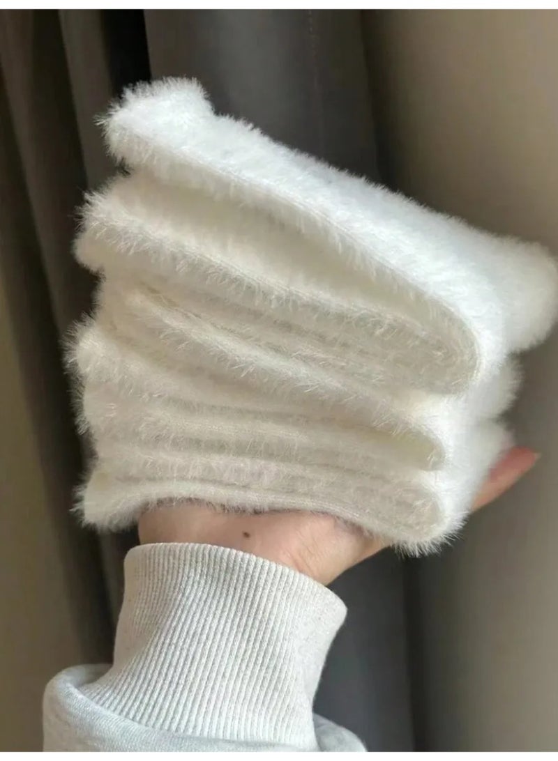 ٥ أزواج من جوارب نسائية بلون سادة، مبطنة بالفرو، دافئة بطول متوسط لفصلي الخريف والشتاء - Image 1