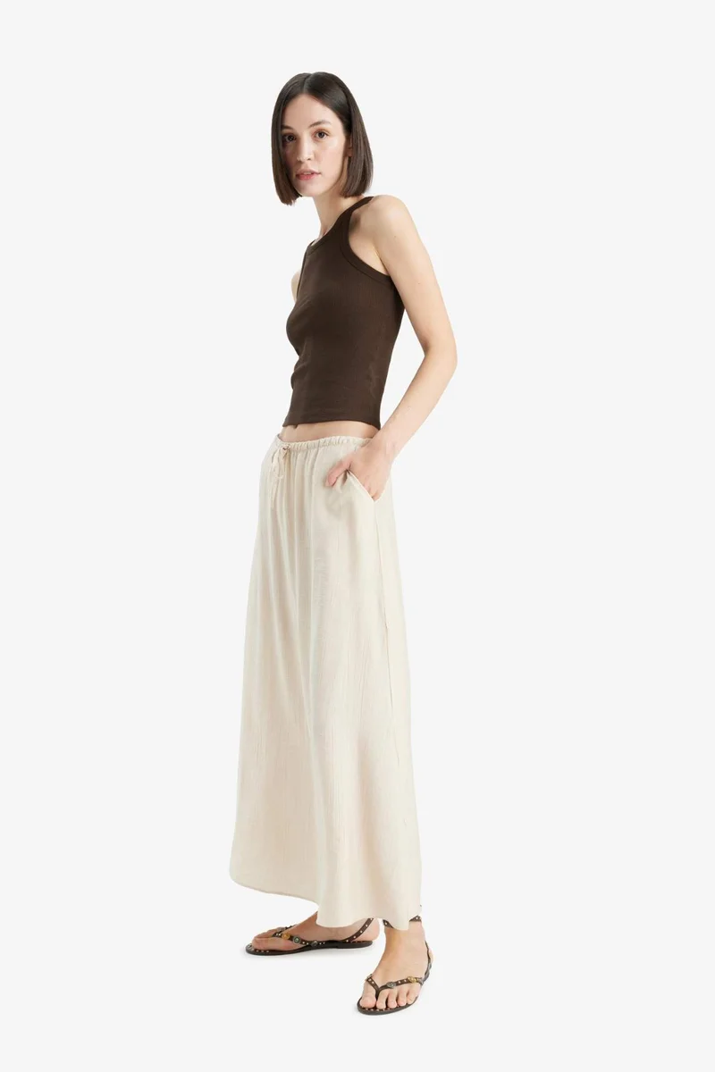ديفاكتو A Cut Crinkle Fabric Normal Waist Midi Skirt
