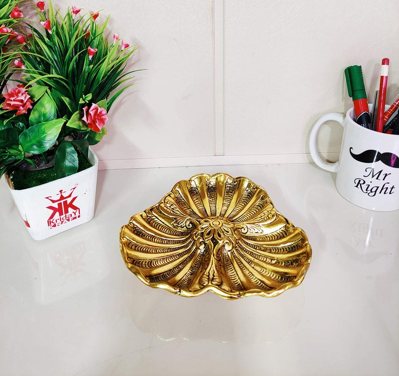 KridayKraft Gold Metal Decorative Tray Bowl – Stylish Dry Fruit Serving Dish for Tabletop, Living Room – Multipurpose Seep Tray for Snacks, Sweets (18 x 17 x 3 cm) - Image 4
