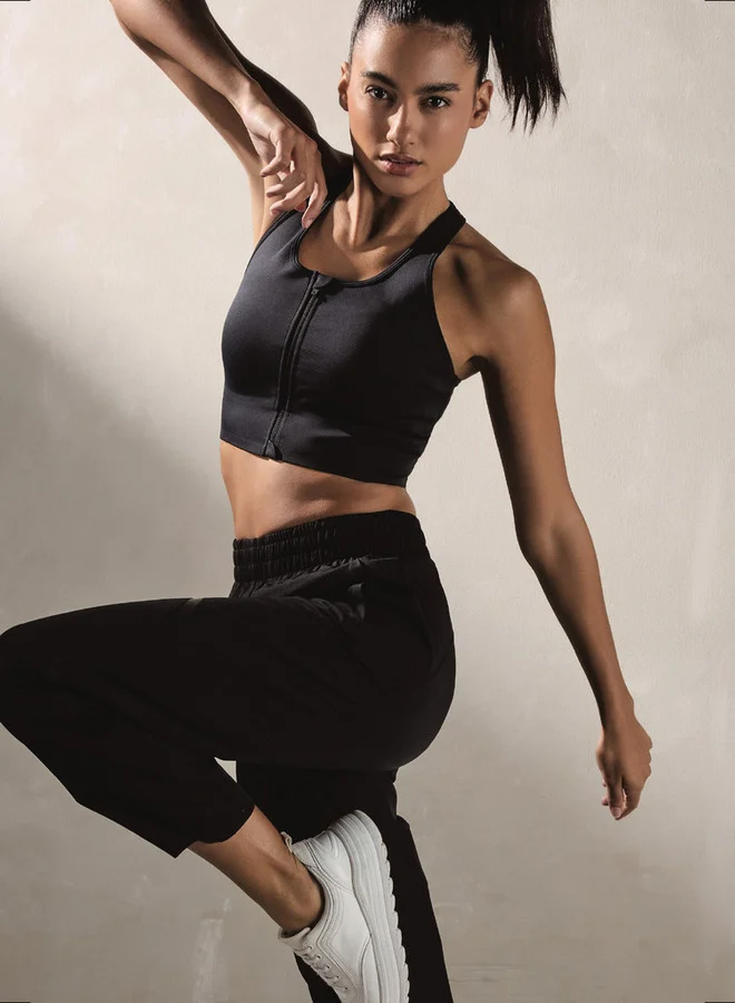 كابا حمالة صدر رياضية كابا بقصة عادية وظهر سباق