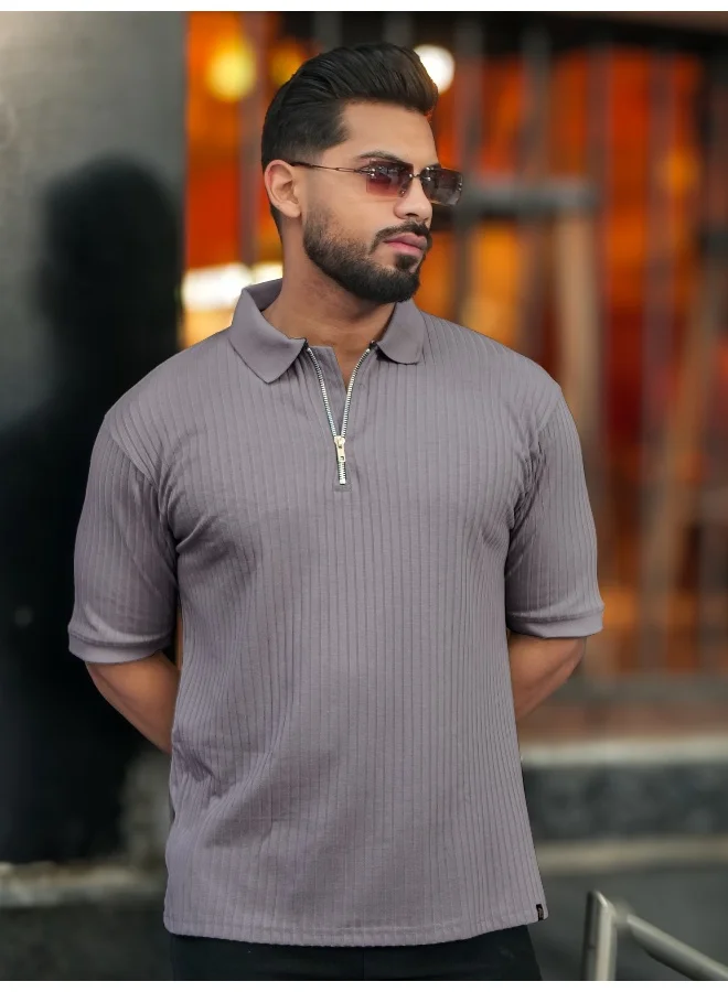 مانياك تيشيرت قطن رجالي ياقة بولو بنصف كم وسحاب نصفي لون رمادي فاتح