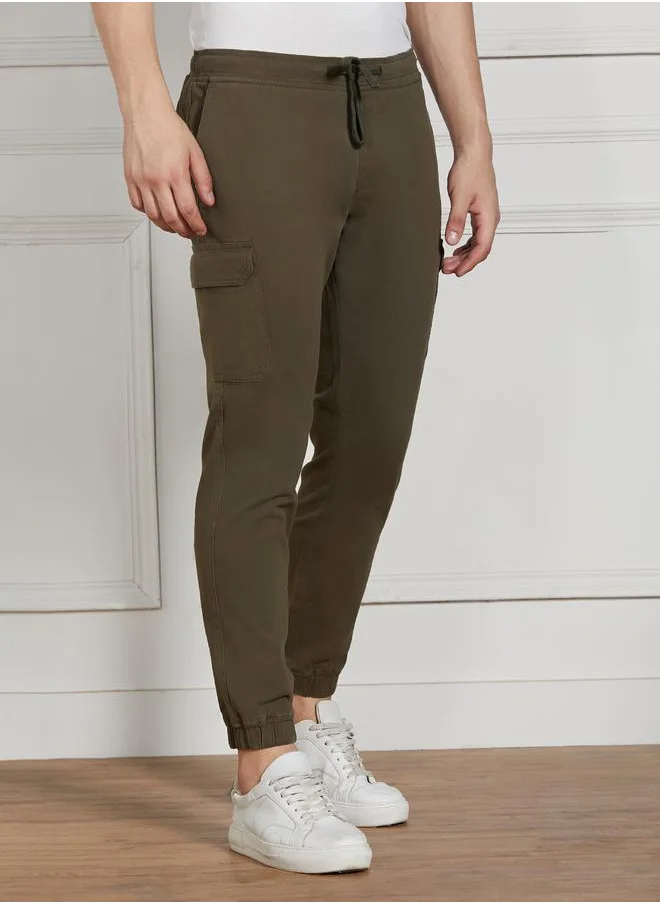 دينيس لينغو Cotton Lycra Solid Stretchable Regular Fit Cargo Joggers by Styli