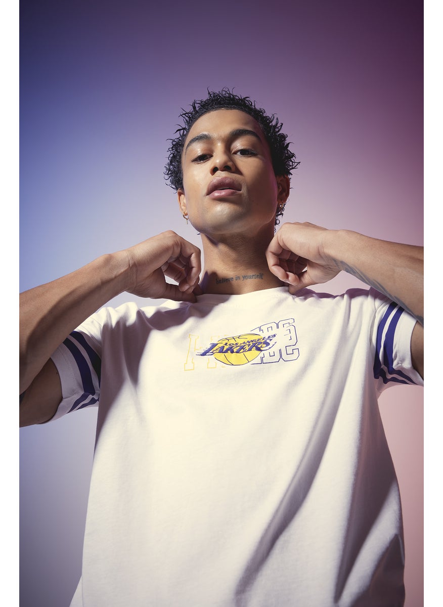 DeFacto - Man DeFactoFit NBA Los Angeles Lakers Standard Fit Short Sleeve T-Shirt - Image 1