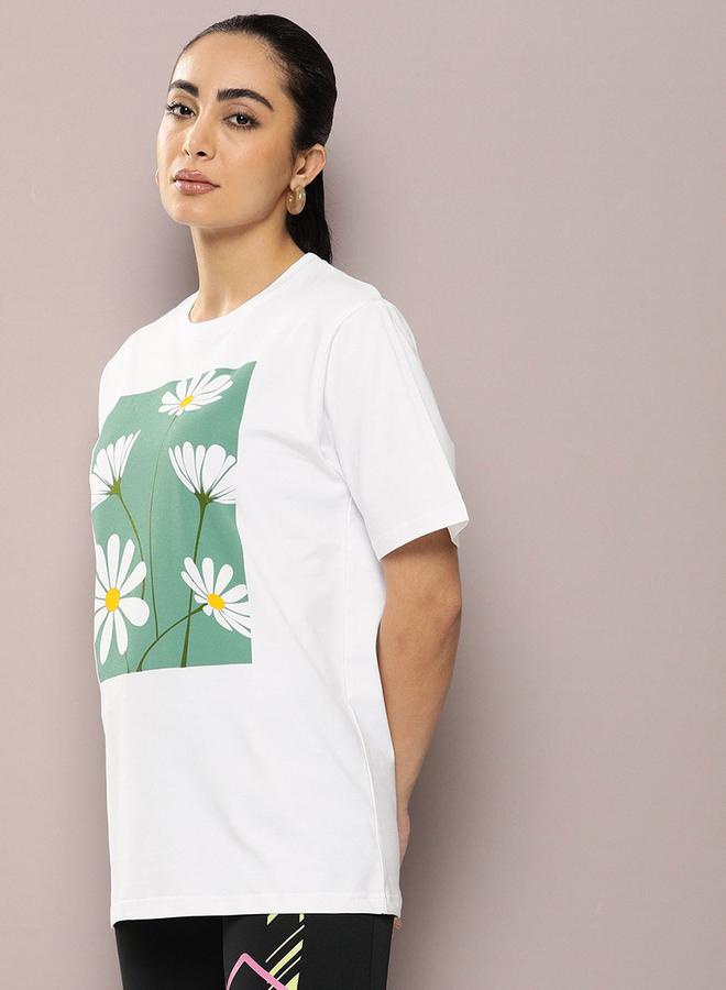 ديلينجر تيشيرت أوفر سايز بطبعة زهور وأكتاف ساقطة من ستايلي - Image 3