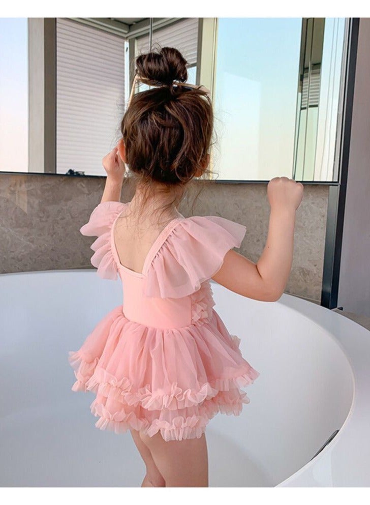 مايوه سباحة للبنات من التول الوردي – بدلة سباحة قطعة واحدة مكشوفة الظهر مع قبعة سباحة متطابقة – 100 سم(5Y) - Image 2