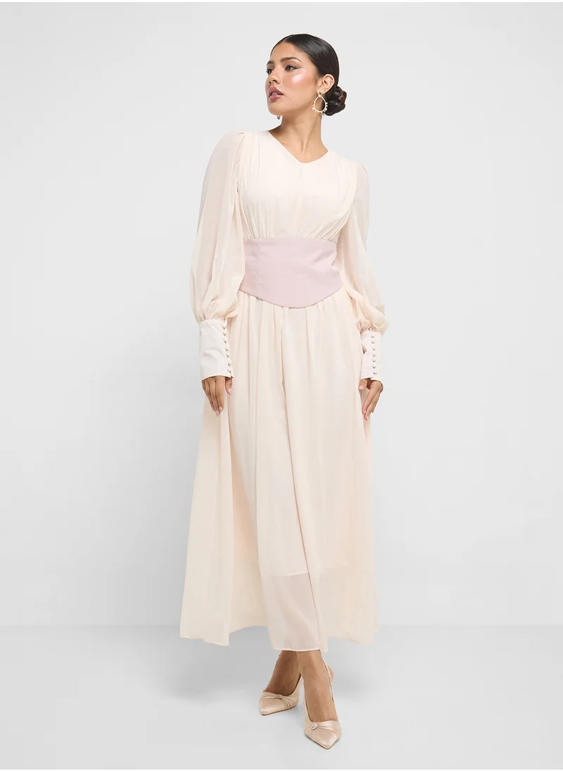 خزانة Puff Sleeves Dress With Empire Waist