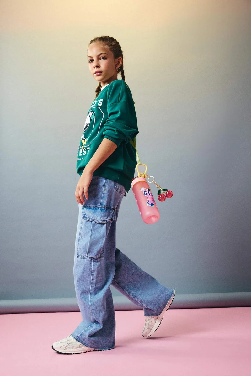 ديفاكتو Girl Snoopy Oversize Sweatshirt