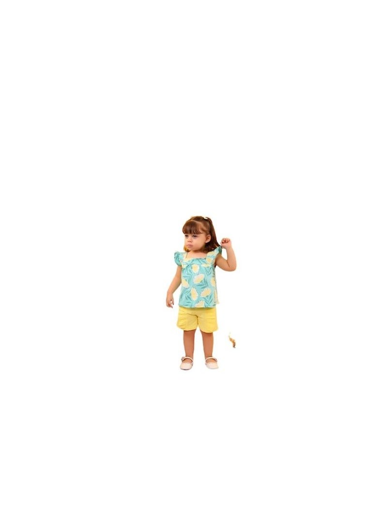 Generic - Girls' set consisting of a green T-shirt with flowers and yellow shorts - Image 1