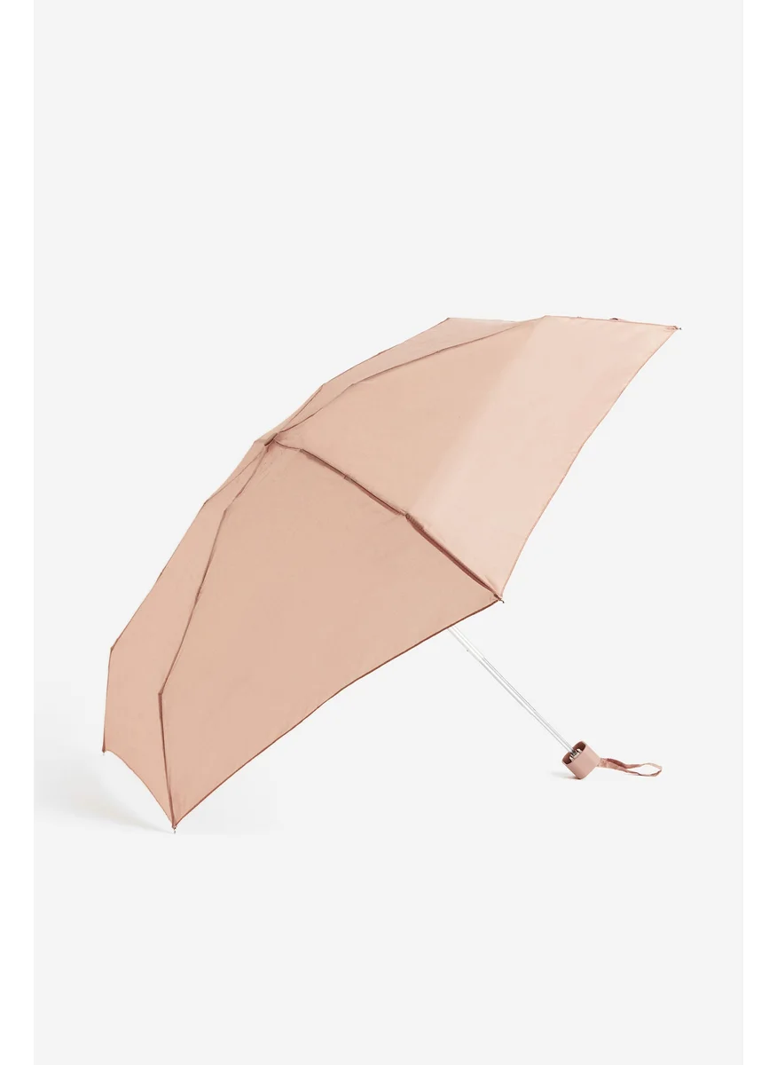 اتش اند ام Umbrella