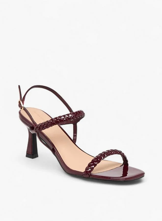 فلورا بيلا من شو إكسبرس صنادل بكعب واسع مضفر للنساء