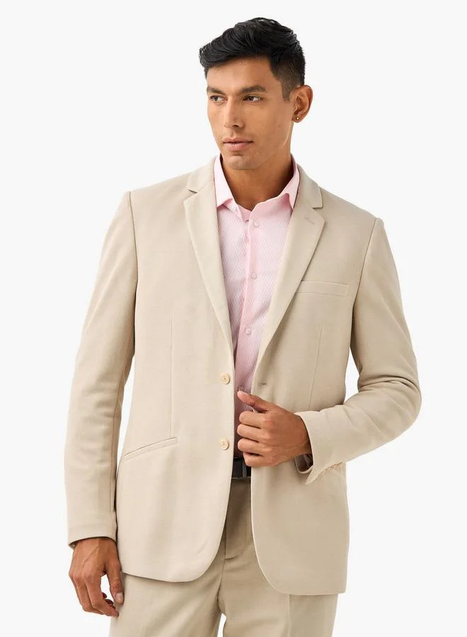 Iconic Textured Blazer with Button Closure and Front Pocket