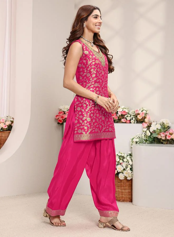 لباس Pink Woven Design Silk Blend Straight Kurta, Salwar And Dupatta Set