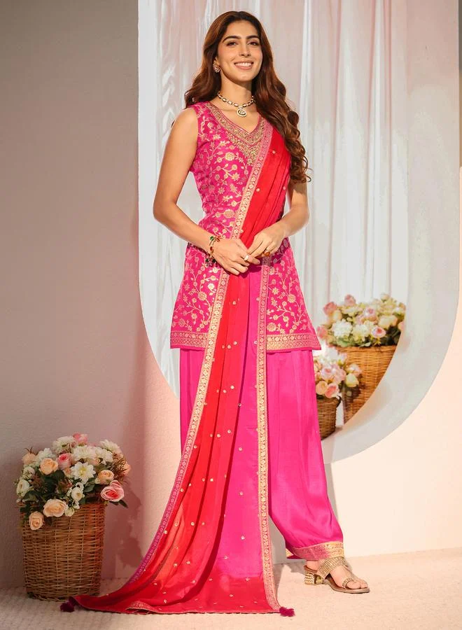 لباس Pink Woven Design Silk Blend Straight Kurta, Salwar And Dupatta Set
