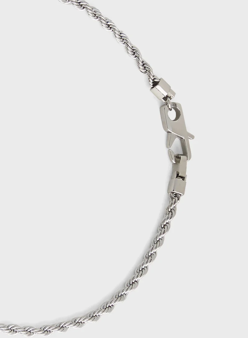 GUESS Long Pendent Detail Necklace