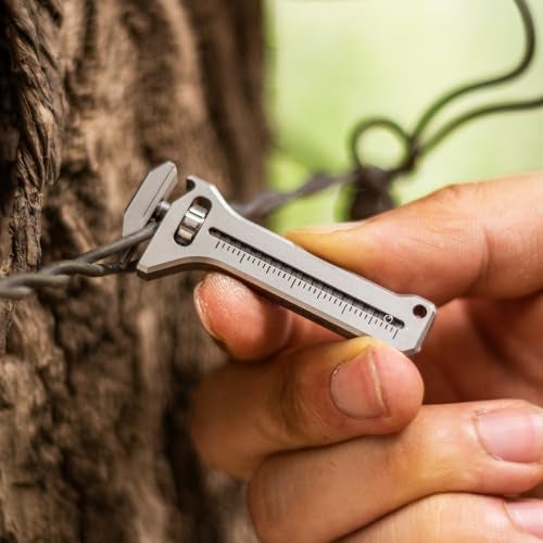 Titaner أداة متعددة الاستخدامات من تيتانر - مفتاح قابل للتعديل مع فتاحة زجاجات، مزيل مسامير، مقياس و حامل هاتف للاستخدام اليومي، في الهواء الطلق و في المنزل - Image 3