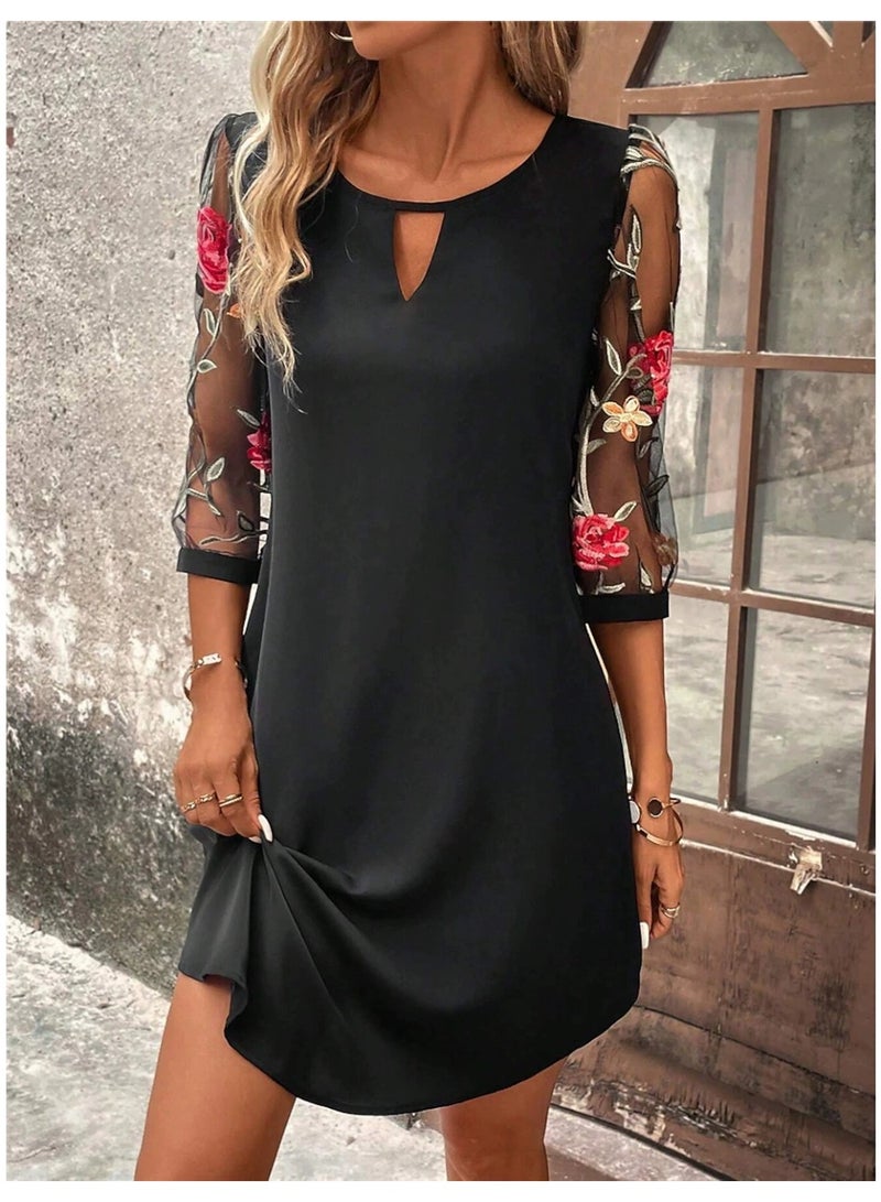 general 2025-2026 Round-neck lace three-quarter sleeve fitted dress with a waistline design - Image 1