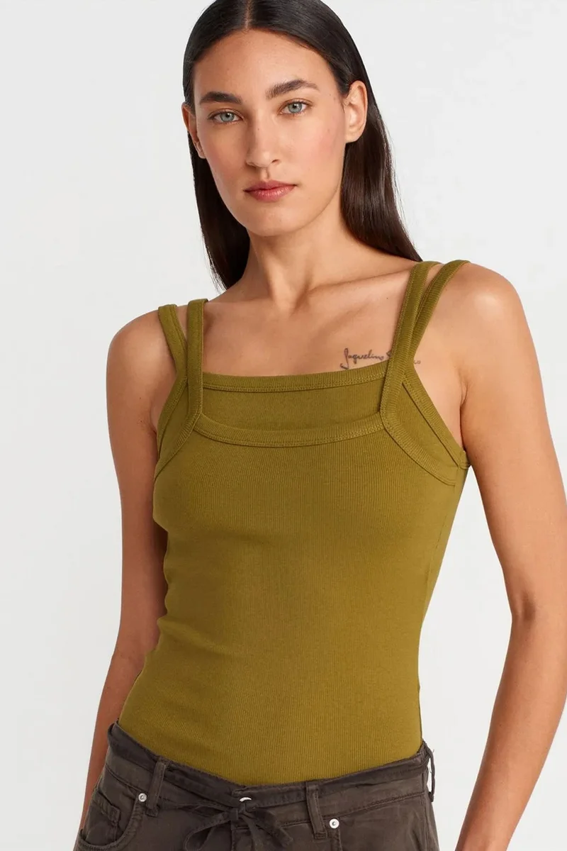 DILVIN Ribbed Sleeveless Square-neck Blouse