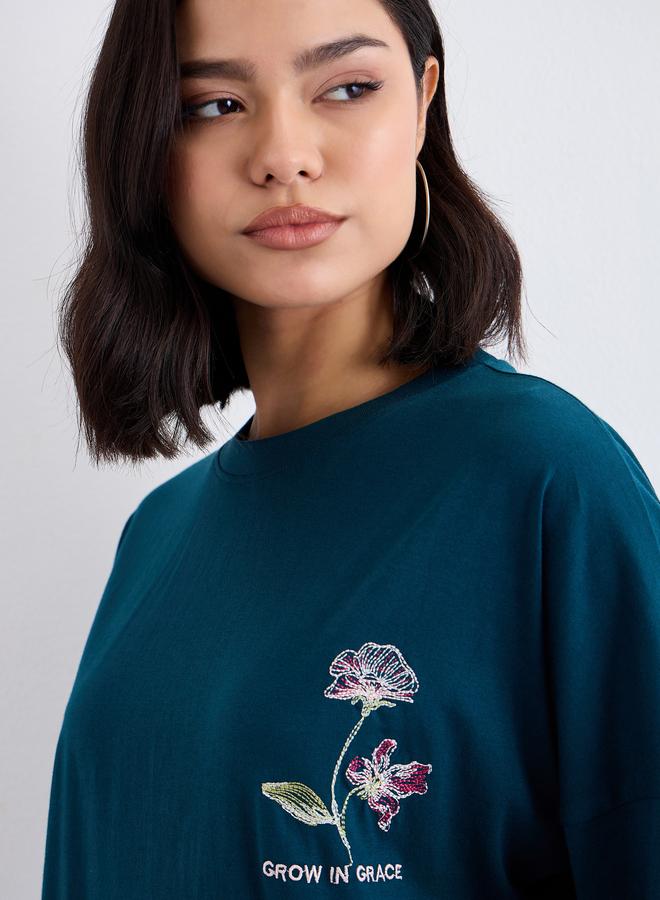 ستايلي تيشيرت نسائي فضفاض بأكتاف بارزة بلون أخضر داكن - Image 3