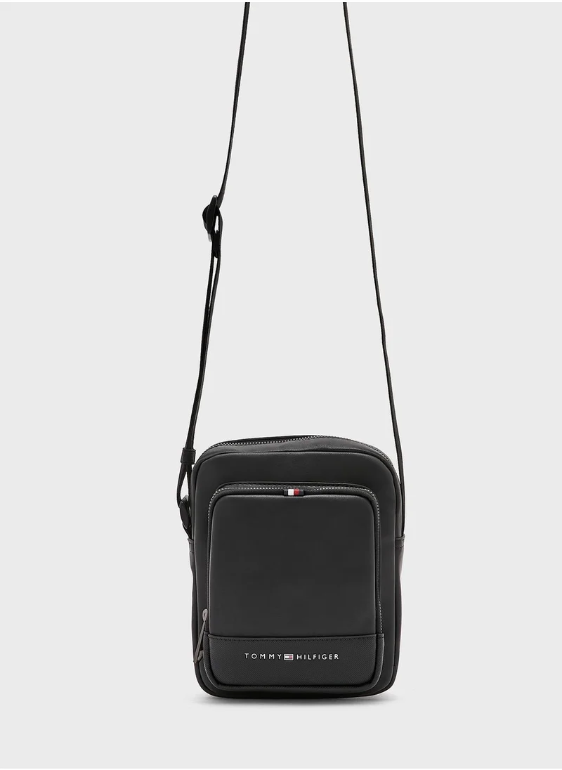 TOMMY HILFIGER Logo Mini Messenger