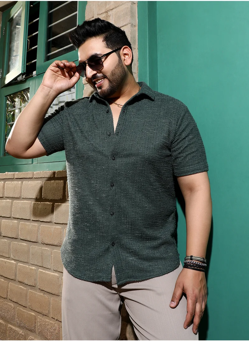 انستافاب بلس Instafab Plus Men's Emerald Green Tactile-Resort Shirt For Casual Wear | Spread Collar | Short Regular Sleeves | Button Closure | Plus Size Shirt Crafted With Comfort Fit For Everyday Wear