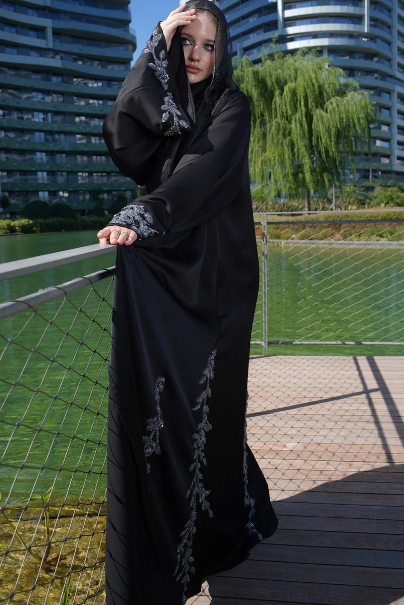 هاريكا وير Black Luxury Abaya Handmade with Crystals
