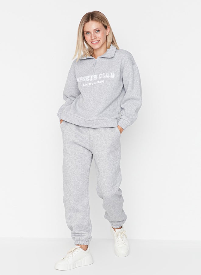 trendyol Gray Loose Jogger Fleece Inside Knitted Sweatpants TWOAW23EA00151  - Image 4