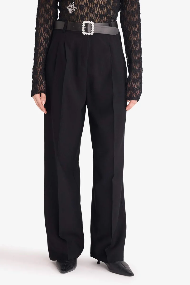 ديفاكتو Straight Fit Regular Leg High Waist Trousers