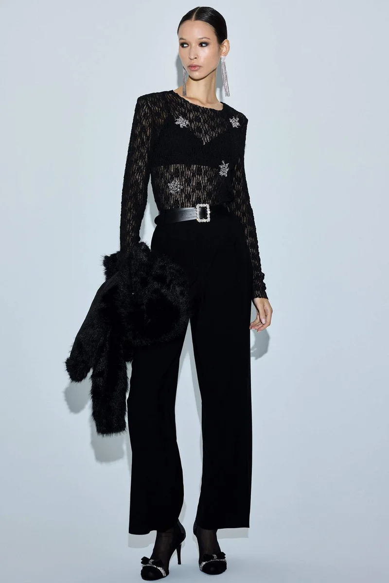ديفاكتو Straight Fit Regular Leg High Waist Trousers