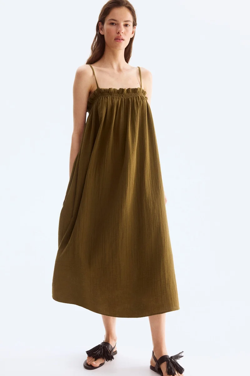 اتش اند ام فستان بشرائط من الموسلين