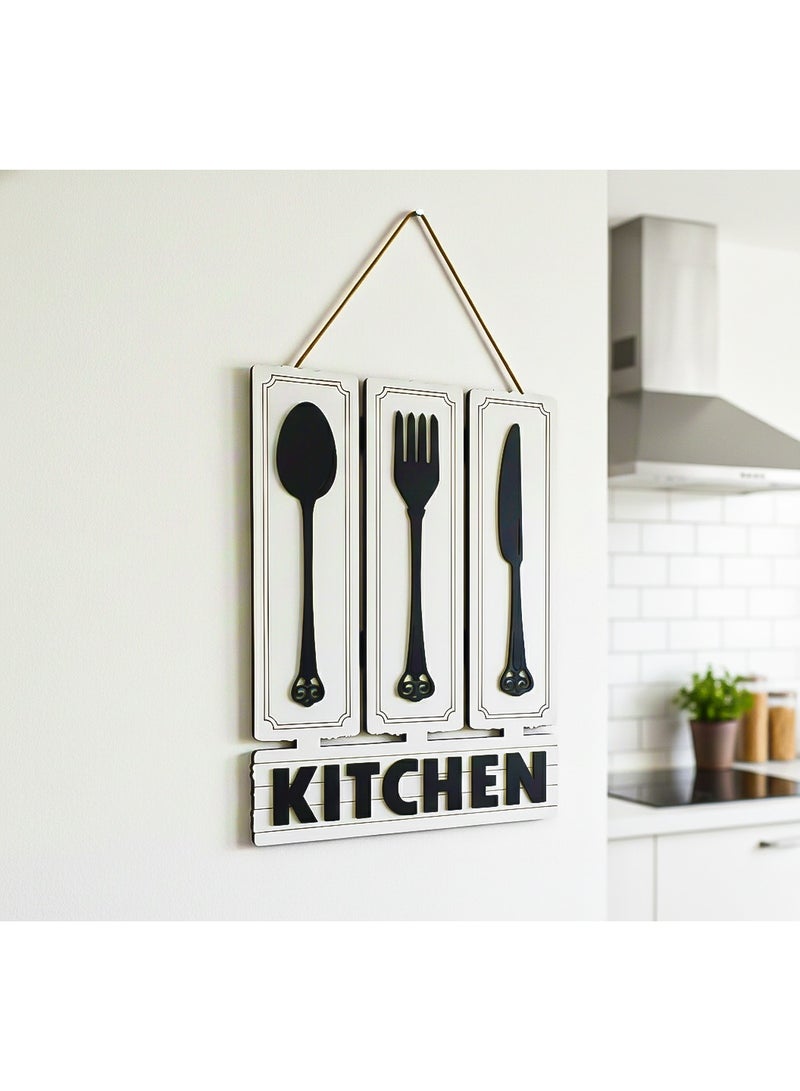 ديكور حائط للمطبخ من الخشب مميز بعبارة Kitchen , تابلوه ديكور للمطبخ, بمقاس 22*32 سم لون اسود و ابيض مصنوع من خشب MDF أسباني فاخر بسمك 8 ملم ليضفي الي مطبخك الجمال و الاناقة - Image 1