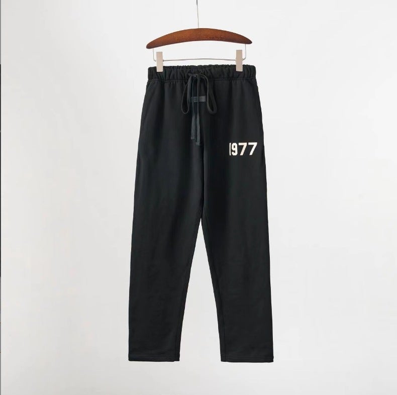 Essentials 1977 Flocking Sweatpants Autumn and Winter Straight High Street Loose Trendy Mens and Womens Long Pants Fog Line Black 
