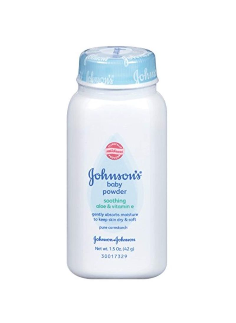 Johnson's 2-Piece Soothing Aloe And Vitamin E Powder - Image 1