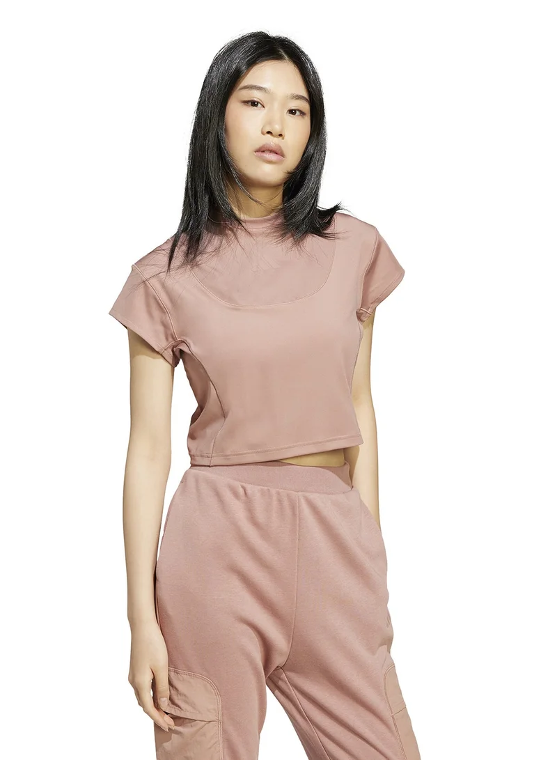 Adidas  City Escape Baby T-Shirt for Women | Best Price UAE