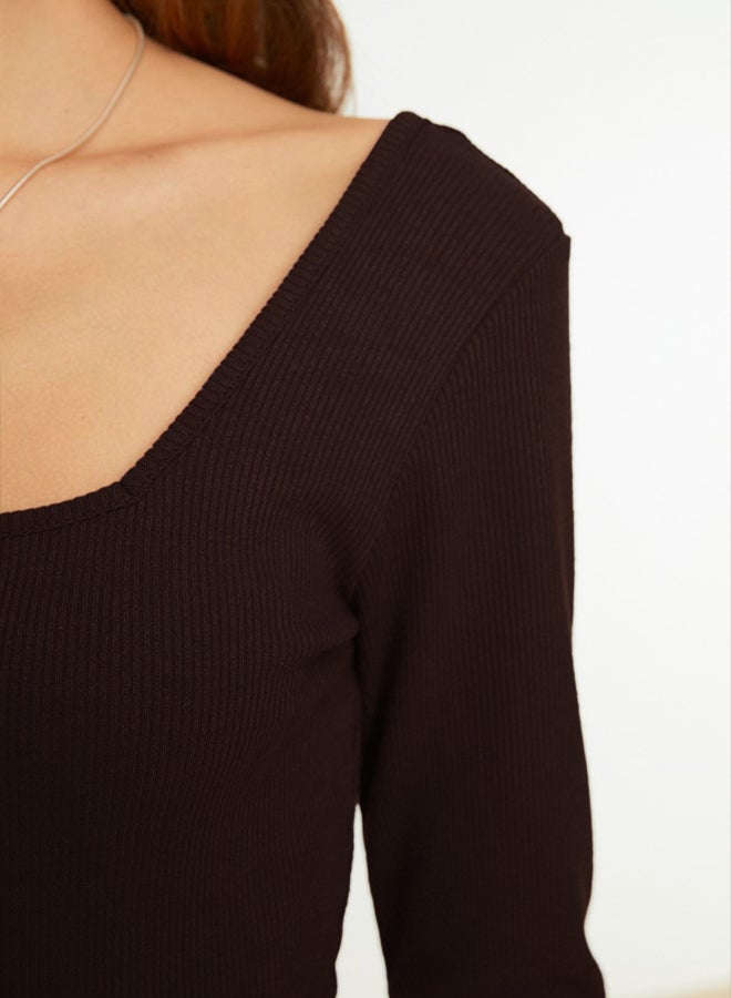 trendyol Brown Square Collar Long Sleeve Ribbed Stretchy Snap Knitted Body - Image 4