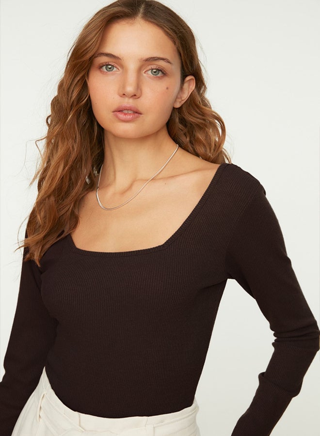 trendyol Brown Square Collar Long Sleeve Ribbed Stretchy Snap Knitted Body - Image 2