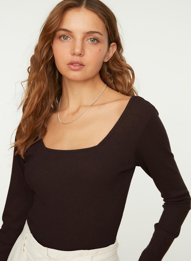 trendyol Brown Square Collar Long Sleeve Ribbed Stretchy Snap Knitted Body - Image 2